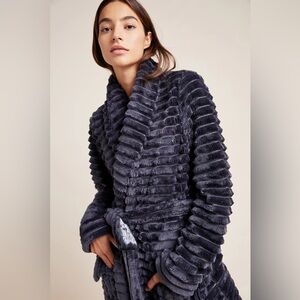 Anthropologise Mariposa Robe Oversized XS-S Plush Charcoal Grey Luxurious Lounge